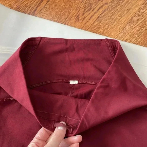 Lululemon I 6 - Picture 3 of 12